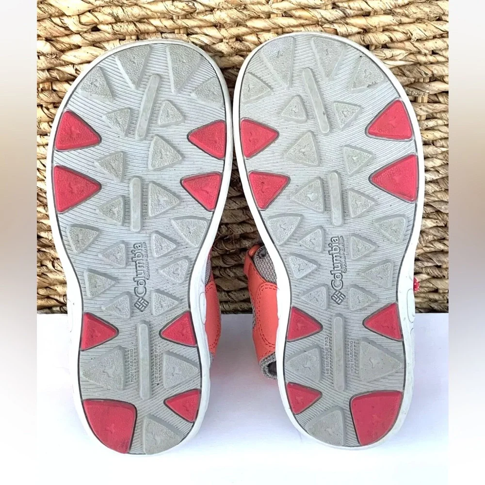 Columbia Techsun Wave Sandals Girls Size 5 Youth Trail Hiking Water Sport Pink
